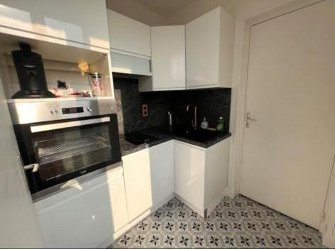 Bulle De Champagne : Petit Cocon En Plein Centre Apartment Еперне Екстериор снимка