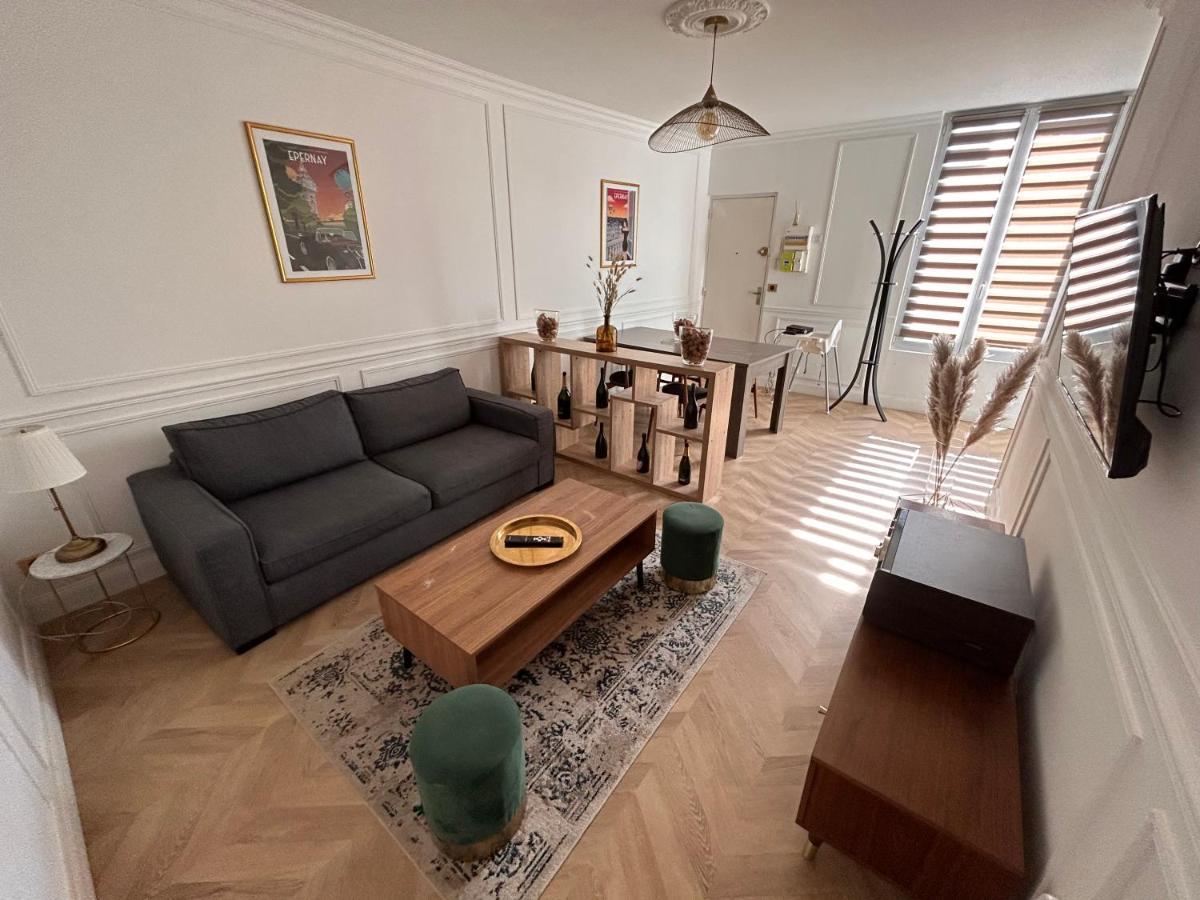 Bulle De Champagne : Petit Cocon En Plein Centre Apartment Еперне Екстериор снимка